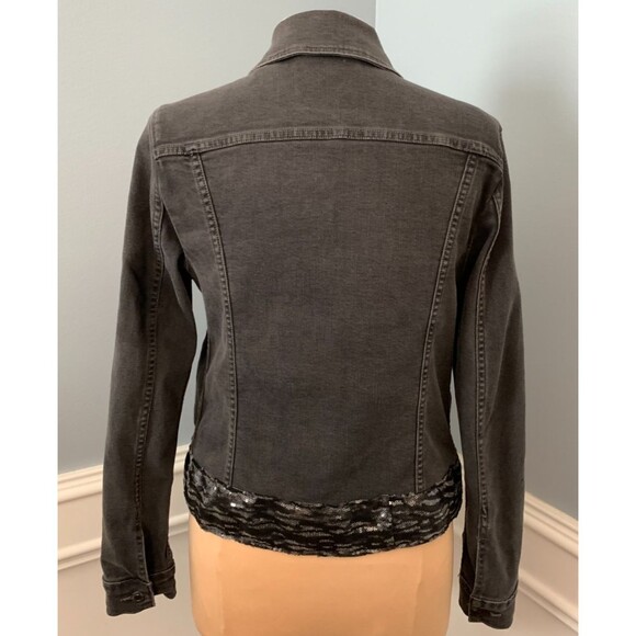 Levis Jacket Womens M Denim Embellished Trucker Lightly Distressed Button Up - Picture 3 of 10